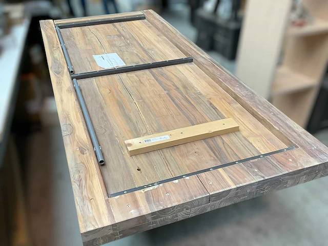 Massief houten eetkamertafel 210x90 cm - afbeelding 2 van  9