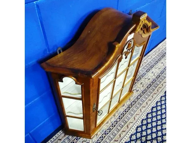 Massief houten hangvitrine - afbeelding 3 van  5