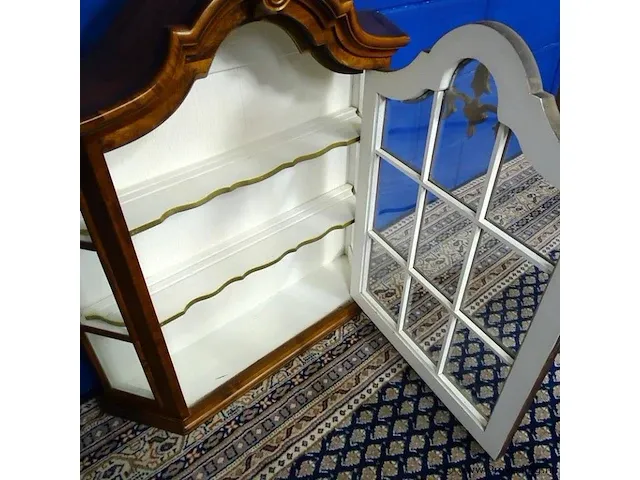 Massief houten hangvitrine - afbeelding 4 van  5