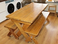 Massief houten kantinetafel met 2 banken. afm. 168 x 72 x 75 cm. - afbeelding 3 van  3