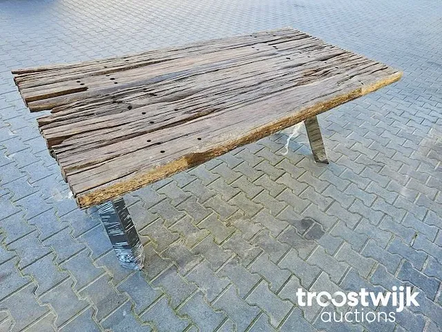 Massief oud houten eettafel incl. stalen onderstel 199cm breedte 100-102cm hoogte 79cm - afbeelding 3 van  5