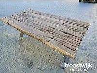 Massief oud houten eettafel incl. stalen onderstel 199cm breedte 100-102cm hoogte 79cm - afbeelding 4 van  5