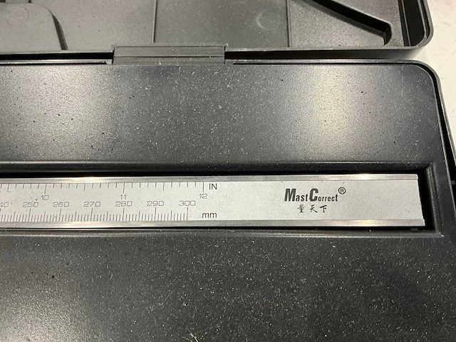 Mastcorrect schuifmaat digitaal (2x) - afbeelding 3 van  5