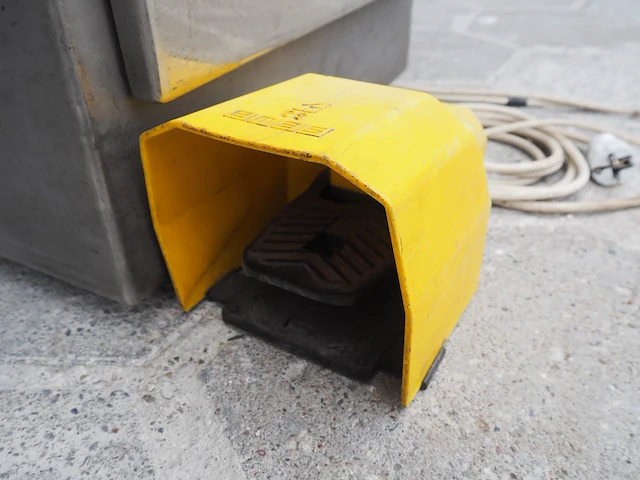 Mastech - afbeelding 6 van  14