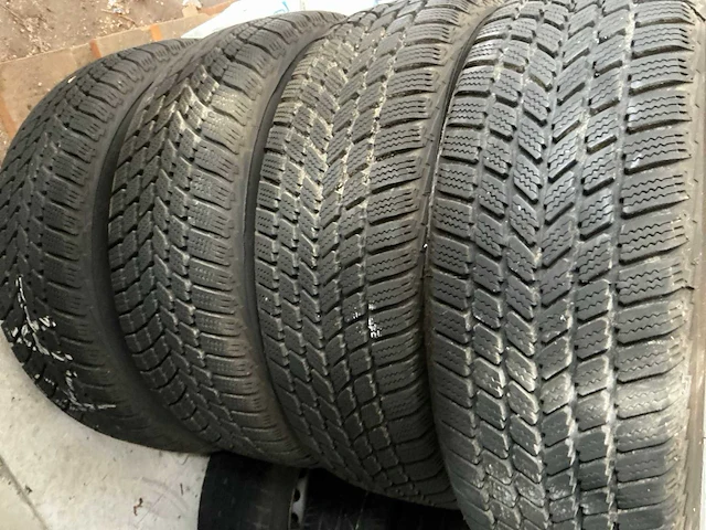 Mastersteel en interstate winter+ winter en zomerbanden (8x) - afbeelding 9 van  12