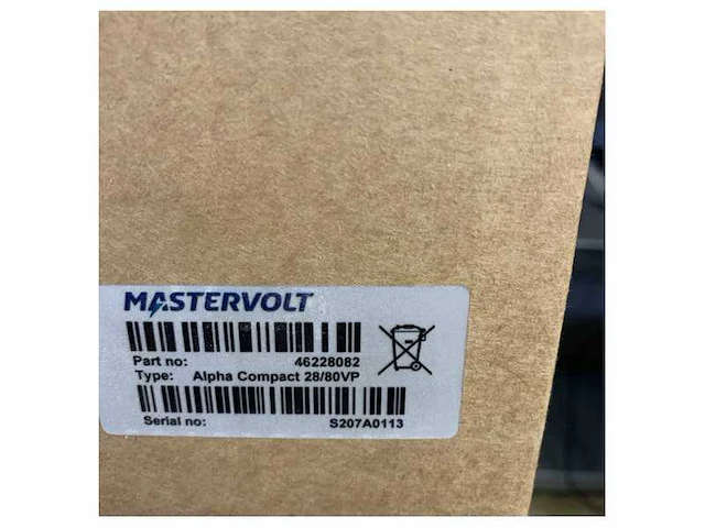 Mastervolt alpha compact alternator 28v 110 amp - 46228110 - afbeelding 5 van  6