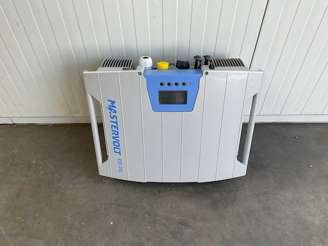 Mastervolt es5.0tl inverter/omvormer - afbeelding 1 van  5