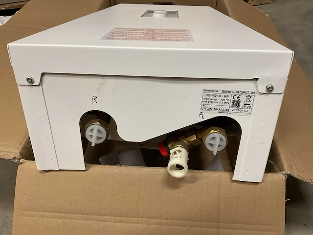 Masterwatt kospel calida compact 12-24kw elektrische cv-ketel - afbeelding 2 van  3