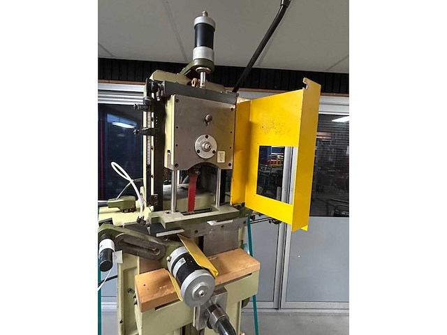 Masterwood om b1 v verticale gatensteek machine - afbeelding 5 van  14