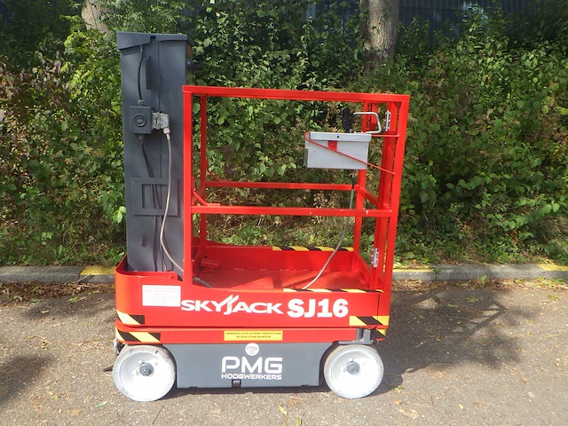 Masthoogwerker skyjack sj16 elektrisch 6.75m 2013 - afbeelding 1 van  1