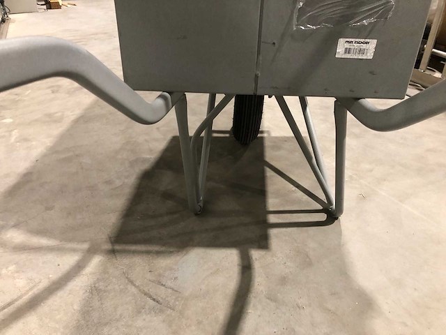 Matador - gereedschaps - kruiwagen - afbeelding 3 van  5