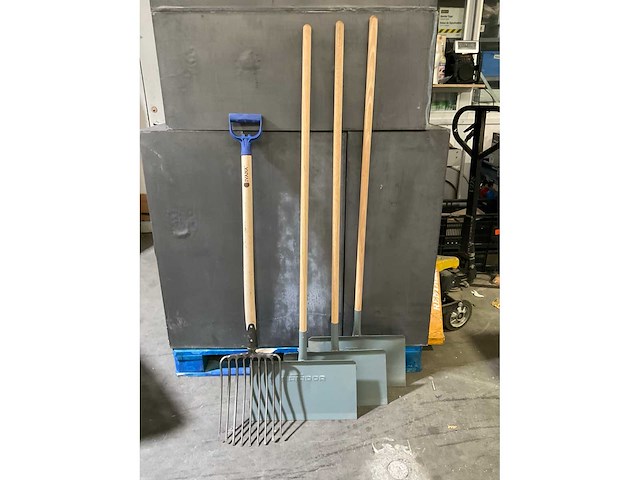 Matador, ivana sneeuwschuivers en riek (4x) - afbeelding 2 van  4