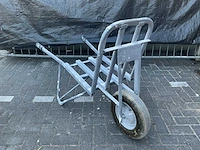 Matador stenen kruiwagen