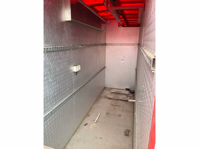 Materiaal afzetcontainer - afbeelding 2 van  16