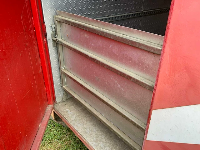 Materiaal afzetcontainer - afbeelding 3 van  16