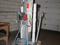 Materiaallift alplift, met vierdelige mast, max belasting 300 kg. let op! hefvorken ontbreken. - afbeelding 3 van  3