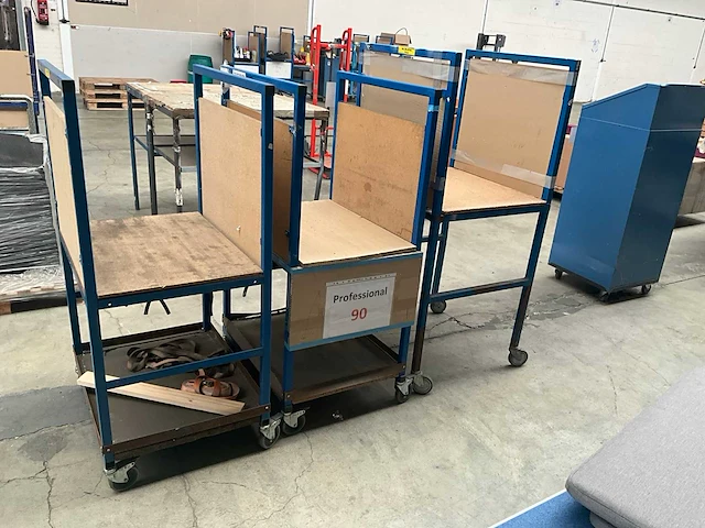 Materiaalwagen (3x) - afbeelding 3 van  4