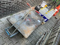 Materiaalwagen - afbeelding 2 van  4