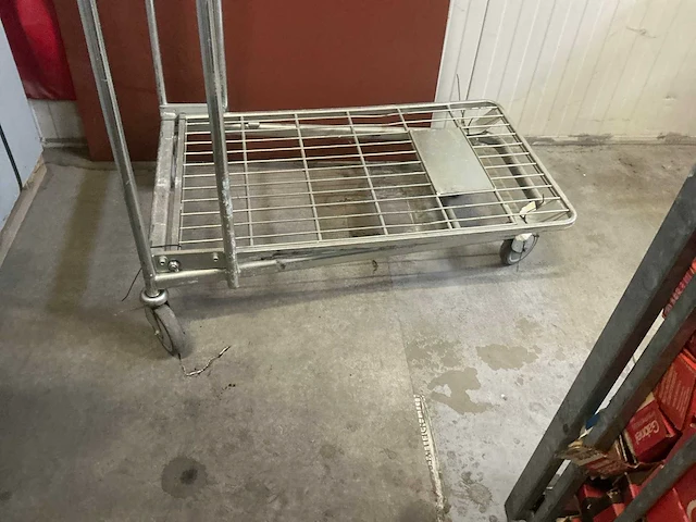 Materiaalwagen - afbeelding 4 van  4