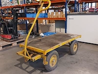 Materiaalwagen - afbeelding 1 van  9