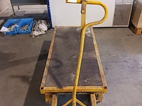 Materiaalwagen - afbeelding 5 van  9