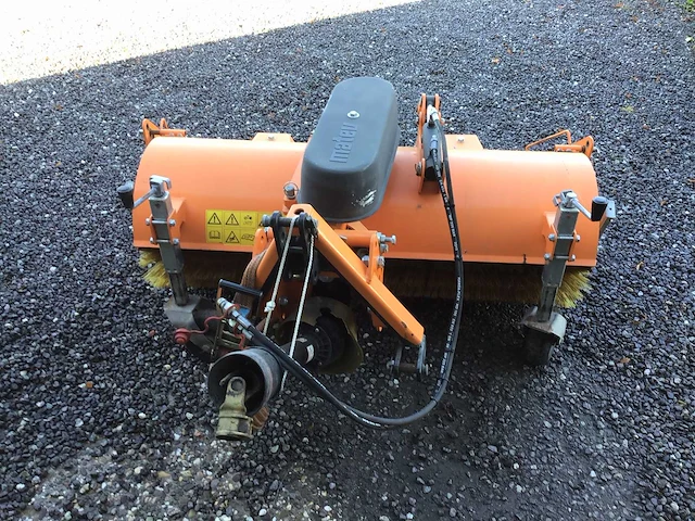 Matev - 2013 - swe m14-45 - straatveegmachine - afbeelding 13 van  15
