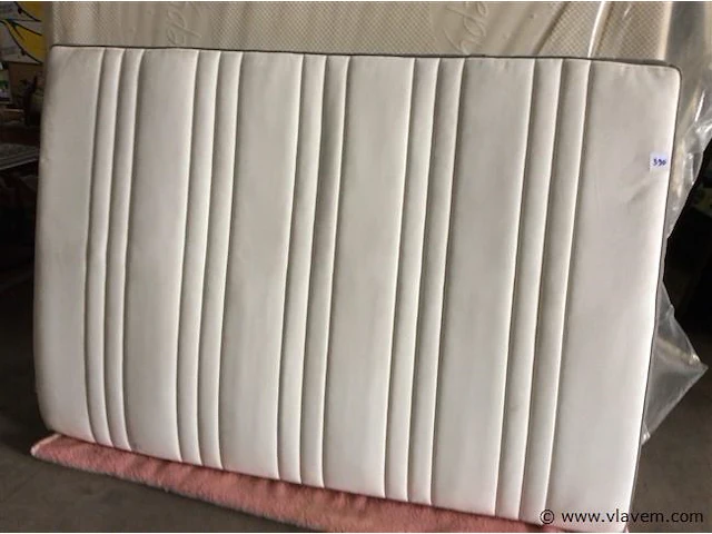 Matras - afbeelding 1 van  3