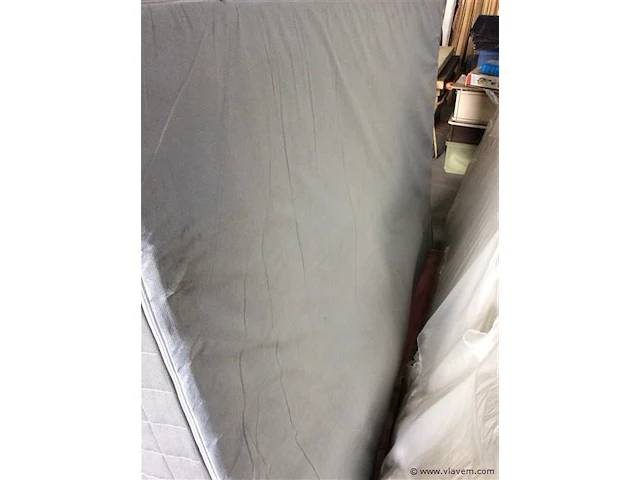 Matras - afbeelding 3 van  3