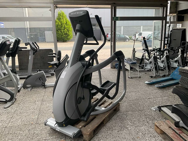 Matrix e 3x/5x/7x crosstrainer - afbeelding 1 van  8