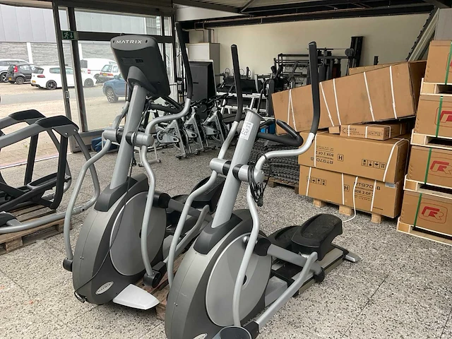 Matrix e5xc/e7xc/e7xe crosstrainer (2x) - afbeelding 1 van  10