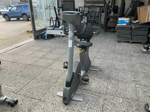 Matrix hybrid bike recumbend home trainer - afbeelding 3 van  6