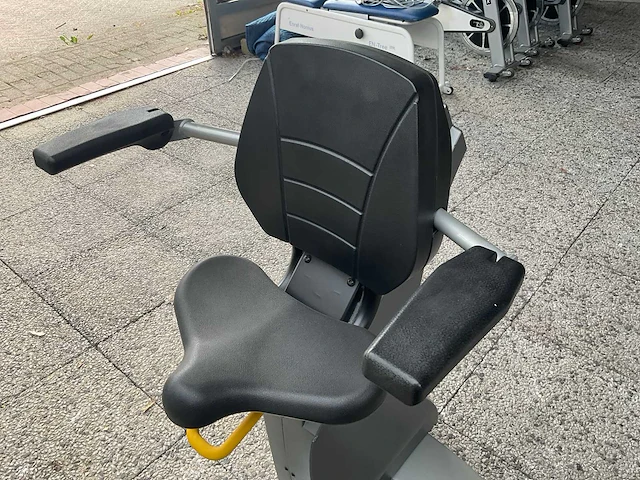 Matrix hybrid bike recumbend home trainer - afbeelding 4 van  6