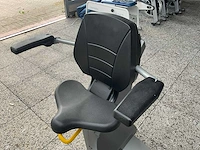 Matrix hybrid bike recumbend home trainer - afbeelding 4 van  6