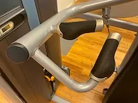 Matrix versa converging shoulderpress machine - afbeelding 15 van  15