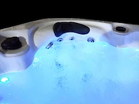 Mawialux 5-persoons buitenspa met balboa - afbeelding 10 van  12