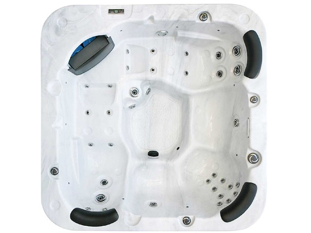 Mawialux 5-persoons buitenspa met bluetooth (plug and play 1x 220v stekker) - afbeelding 2 van  7