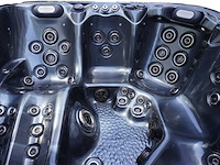 Mawialux 6-persoons buitenspa met balboa en biuetooth - zwart - afbeelding 19 van  25