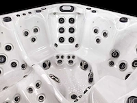 Mawialux 6-persoons buitenspa met balboa en biuetooth (2 kleuren mogelijk) - afbeelding 11 van  16