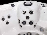 Mawialux 6-persoons buitenspa met balboa en biuetooth (2 kleuren mogelijk) - afbeelding 12 van  16