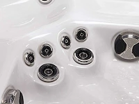 Mawialux 6-persoons buitenspa met balboa en biuetooth (2 kleuren mogelijk) - afbeelding 13 van  16