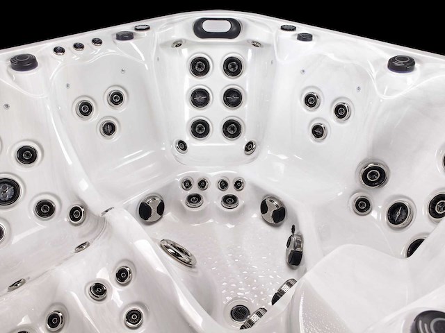 Mawialux 6-persoons buitenspa met balboa en biuetooth (2 kleuren mogelijk) - afbeelding 11 van  16