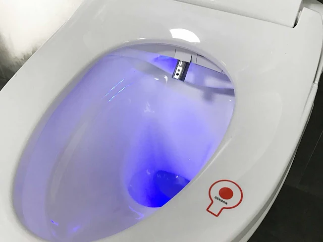 Mawialux inbouw wandcloset met reiniging en automatische closetzitting - afbeelding 11 van  14