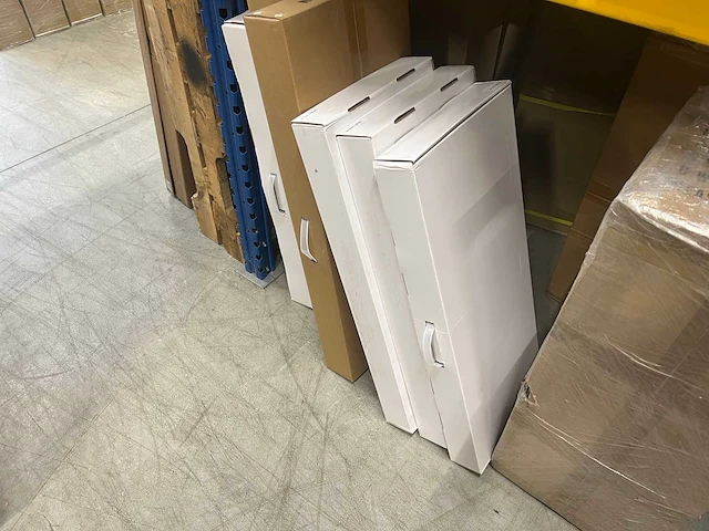 Mawialux vrijstaande badkraan (2 kleuren mogelijk) - afbeelding 5 van  13