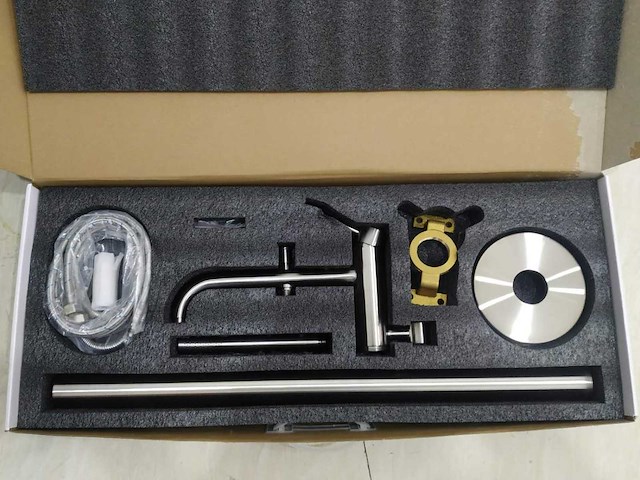 Mawialux vrijstaande badkraan (2 kleuren mogelijk) - afbeelding 4 van  13