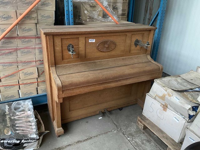 Max klema antieke buffet piano - afbeelding 1 van  6