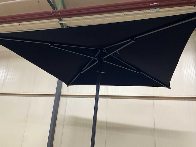 Max & luuk - julian - parasol - afbeelding 3 van  7