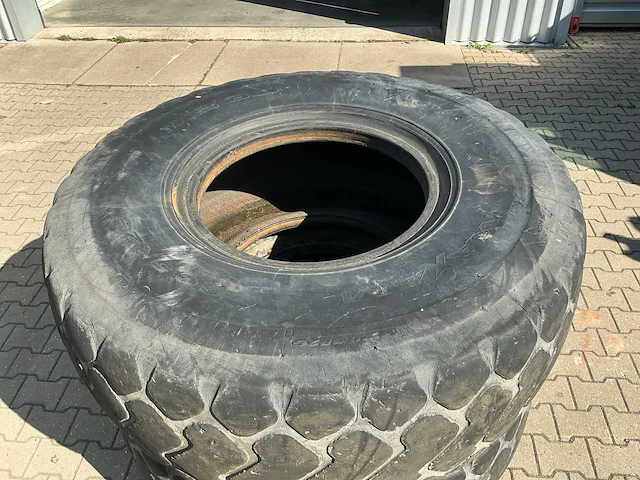 Maxam 3x / michelin 1x ms301 banden shovel - wiellader - afbeelding 4 van  14