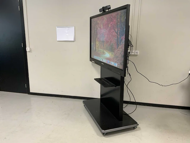 Maxhub (c65ca) 65”, 3840x2160 (uhd) ips touchscreen conference digital signage & whiteboard flat panel - afbeelding 3 van  9