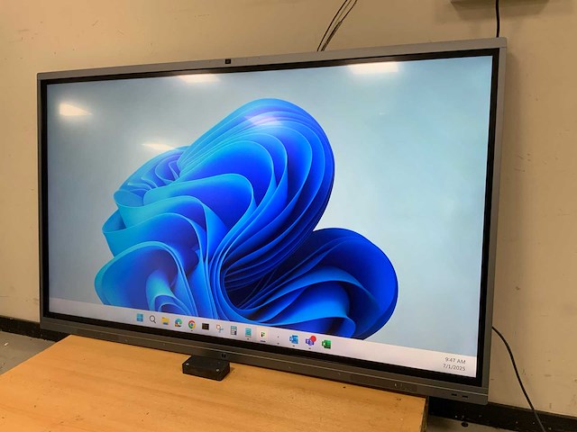 Maxhub (s65fd) 65”, core(tm) i7-8700, 16 gb ram, no hdd, nvidia geforce gtx 1050 ti 4 gb interactive inteligent panel monitor - afbeelding 2 van  8