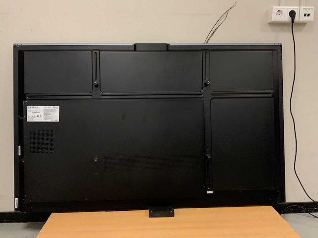 Maxhub (s65fd) 65”, core(tm) i7-8700, 16 gb ram, no hdd, nvidia geforce gtx 1050 ti 4 gb interactive inteligent panel monitor - afbeelding 4 van  8